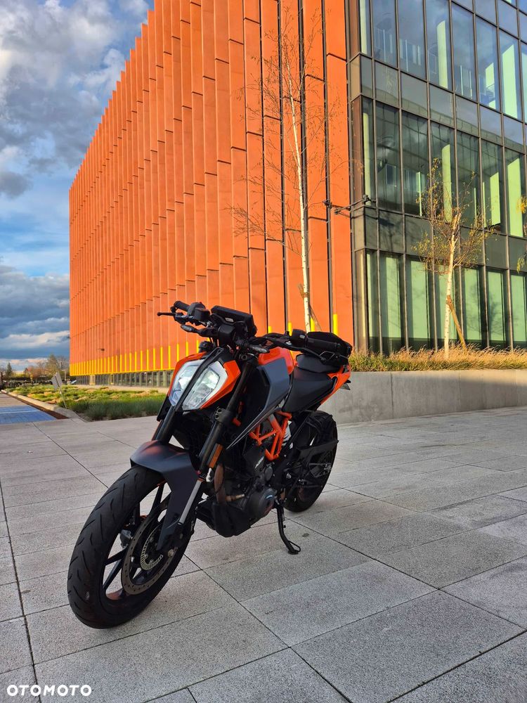 KTM Duke - 17