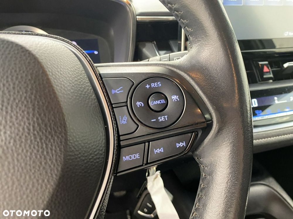 Toyota Corolla - 23