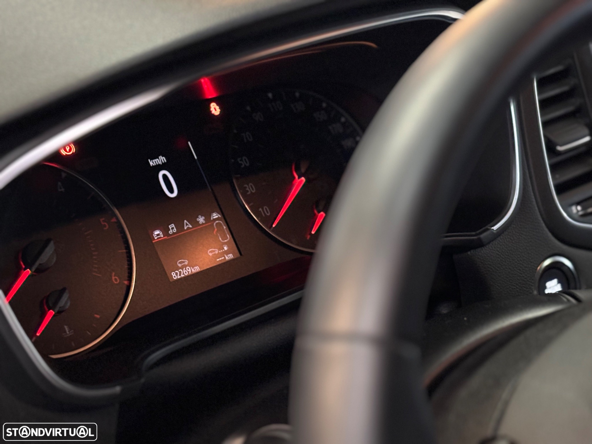 Renault Mégane Sport Tourer 1.5 Blue dCi Limited EDC - 20