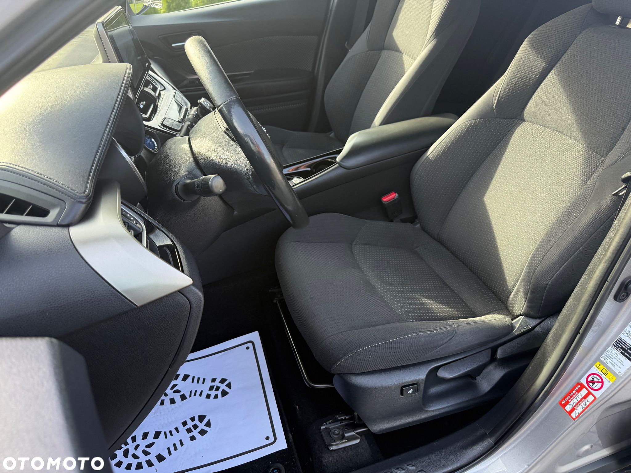 Toyota C-HR 1.8 Hybrid Comfort - 22