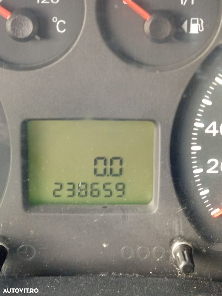 Ford Transit FT 300 M TDCi - 10