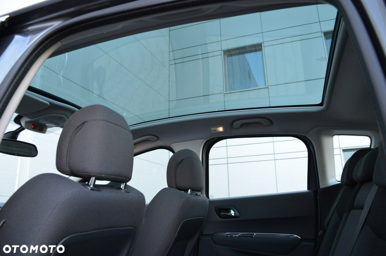 Peugeot 3008 - 23