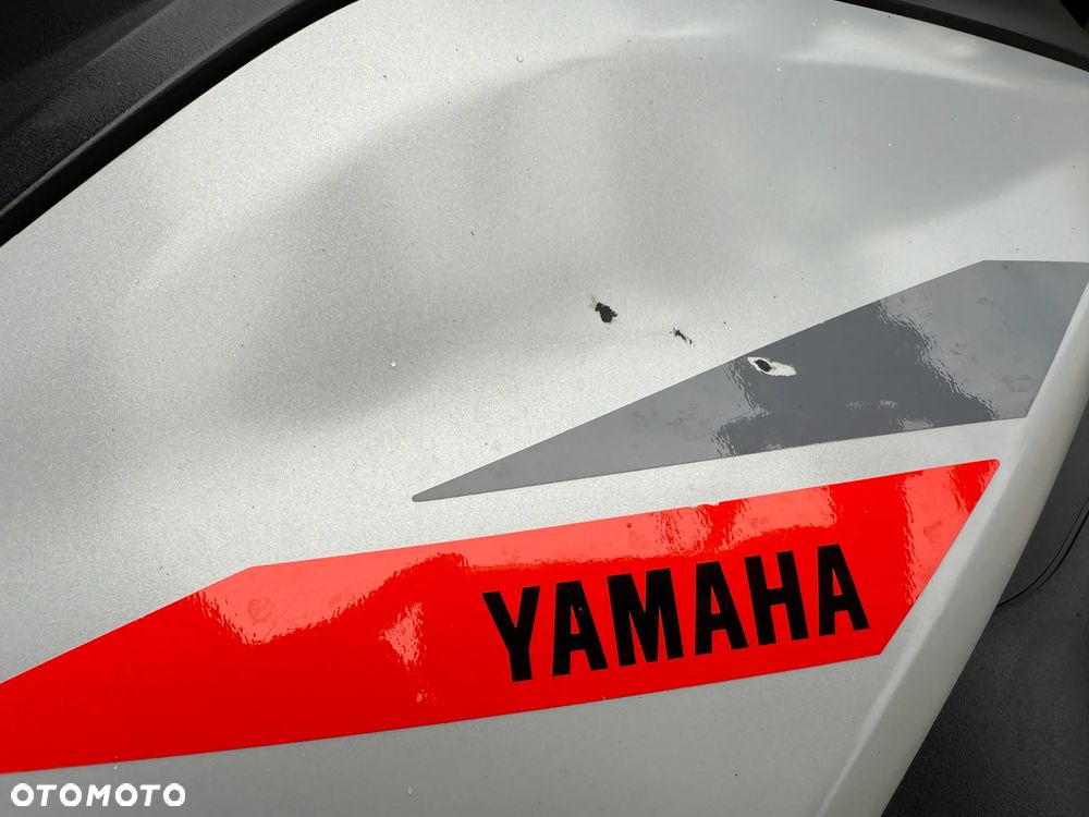 Yamaha MT - 22