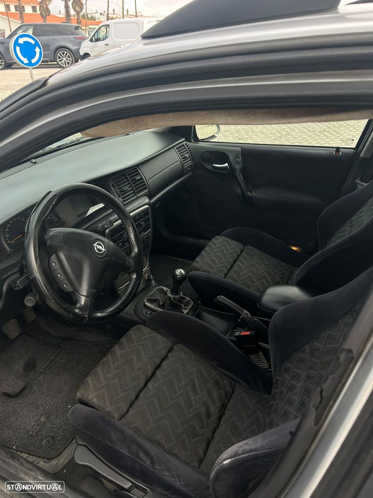 Opel Vectra Caravan 2.0 DTi Sport - 10