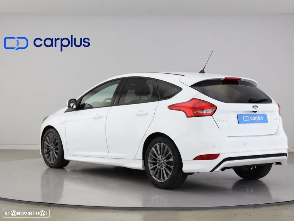 Ford Focus 1.0 EcoBoost ST-Line - 5