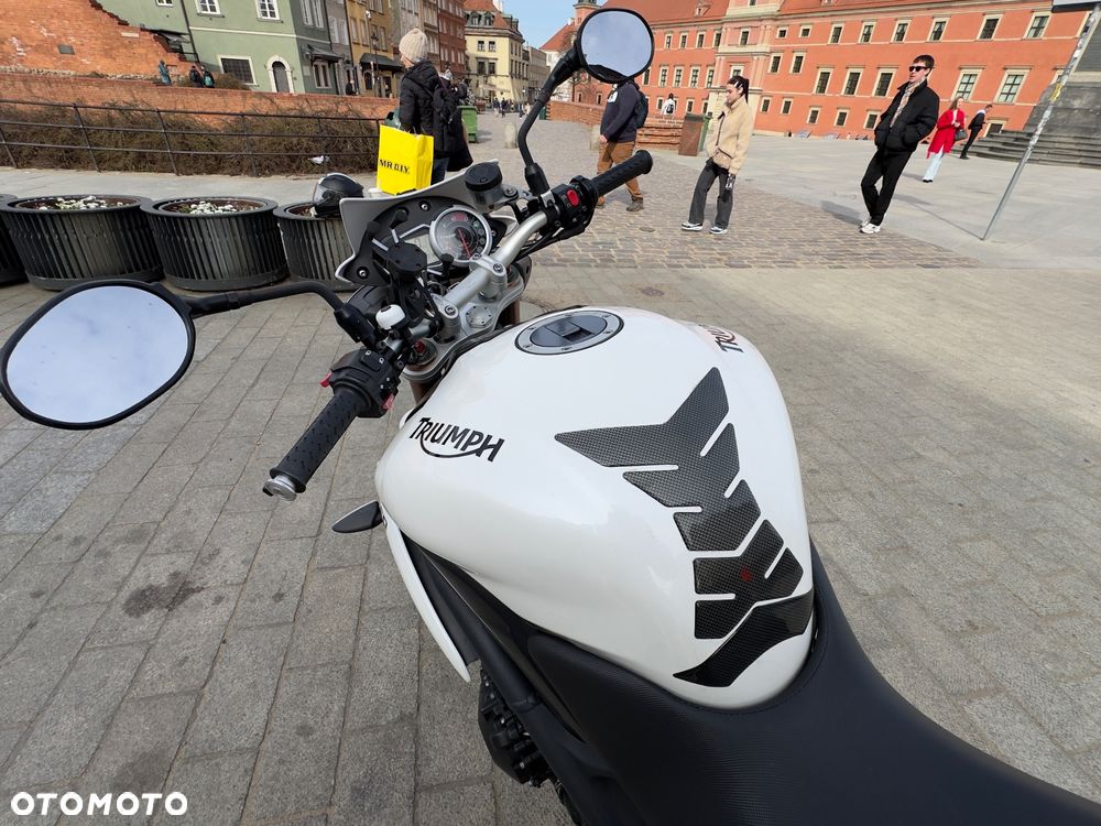 Triumph Speed Triple - 11