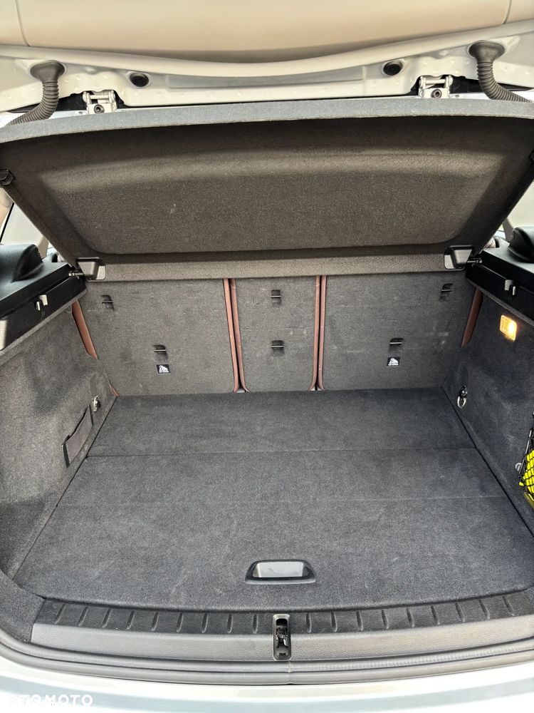 BMW Seria 2 218i - 21