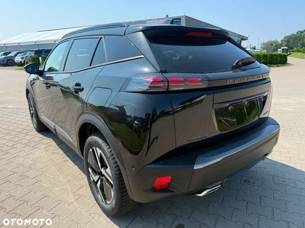 Peugeot 2008 - 12
