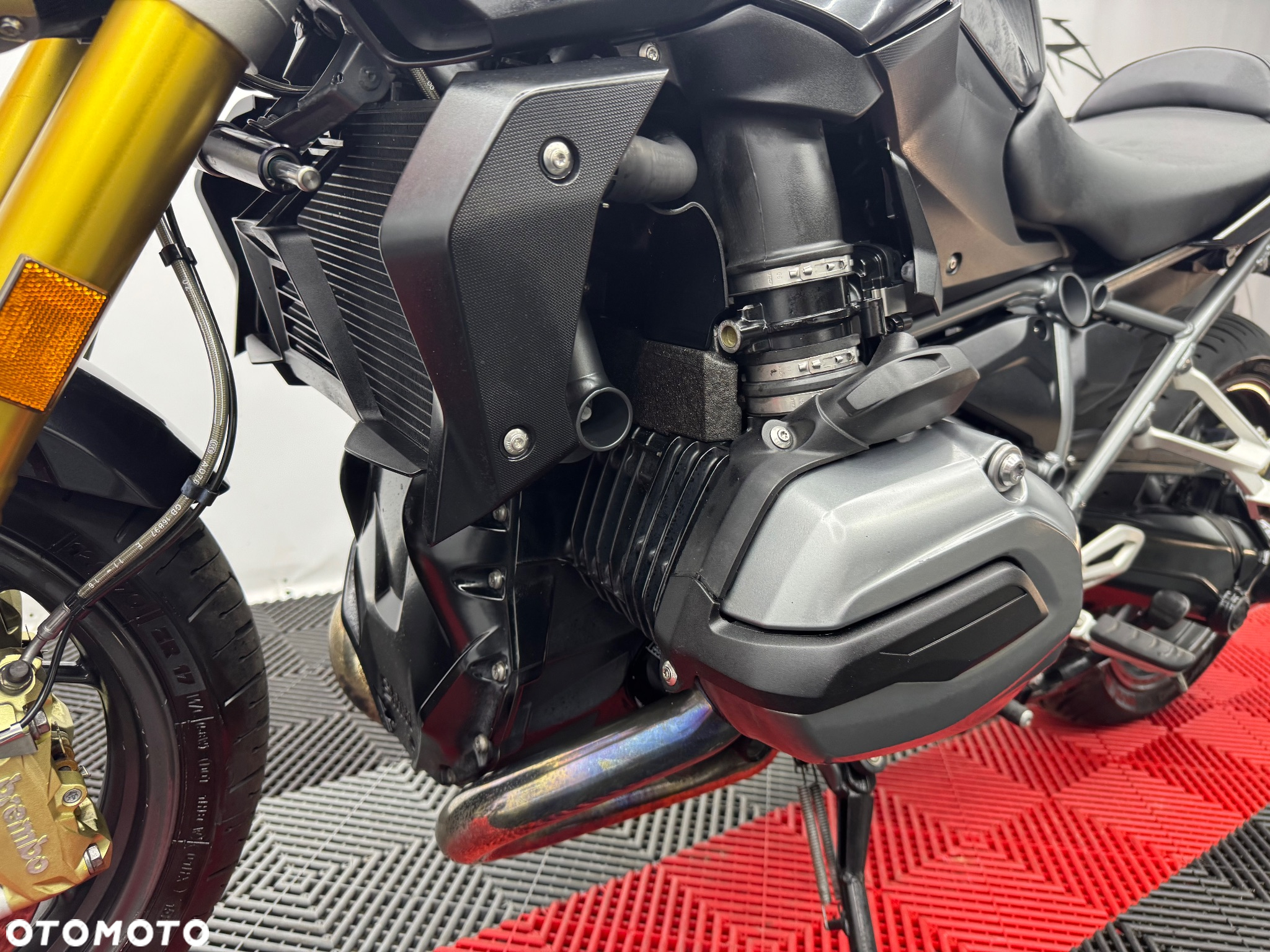 BMW R - 22