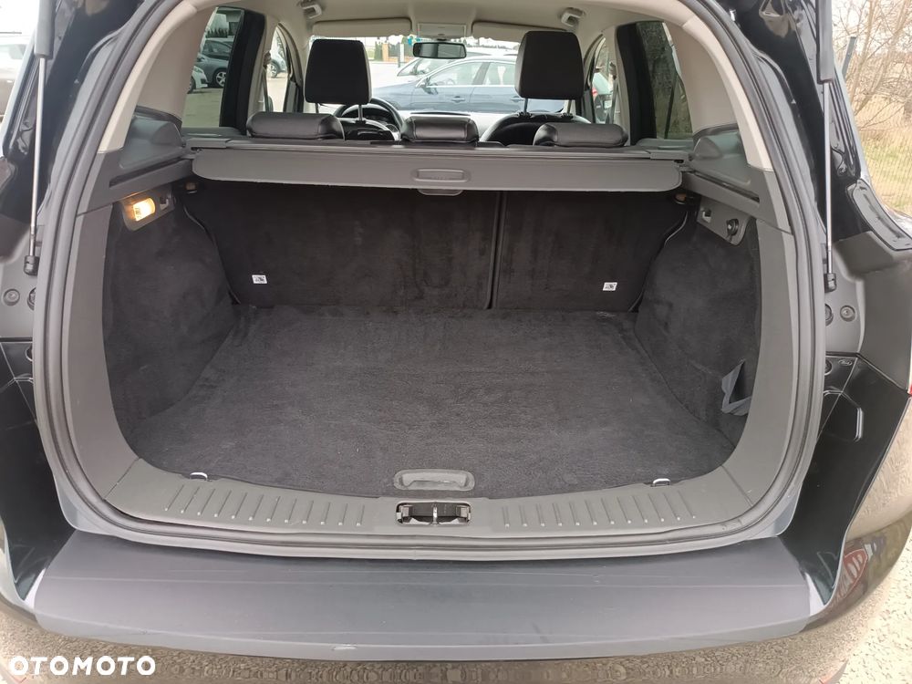 Ford Kuga 2.0 TDCi 4x4 Titanium - 38