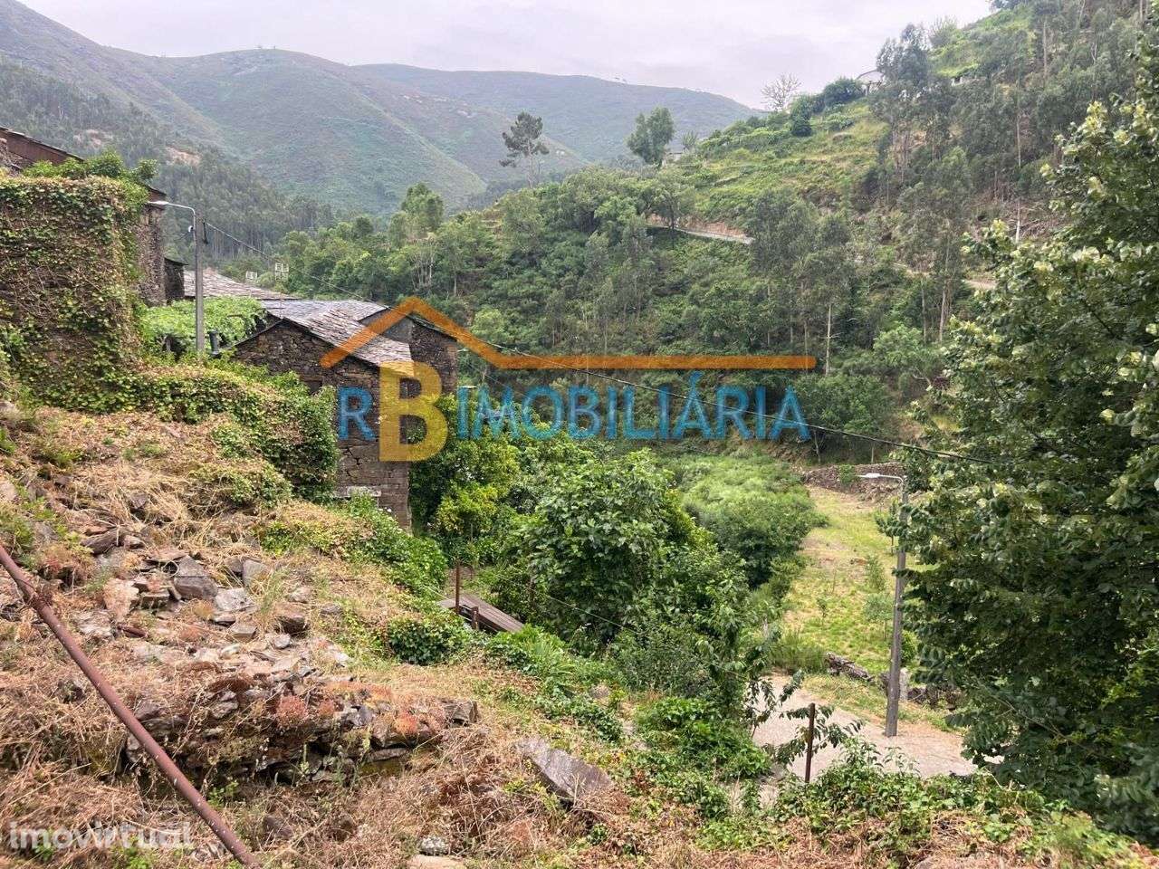 3 moradias em Rio de Frades - Arouca - Grande imagem: 3/21