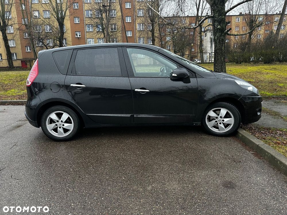 Renault Scenic 2.0 16V Privilege CVT - 5