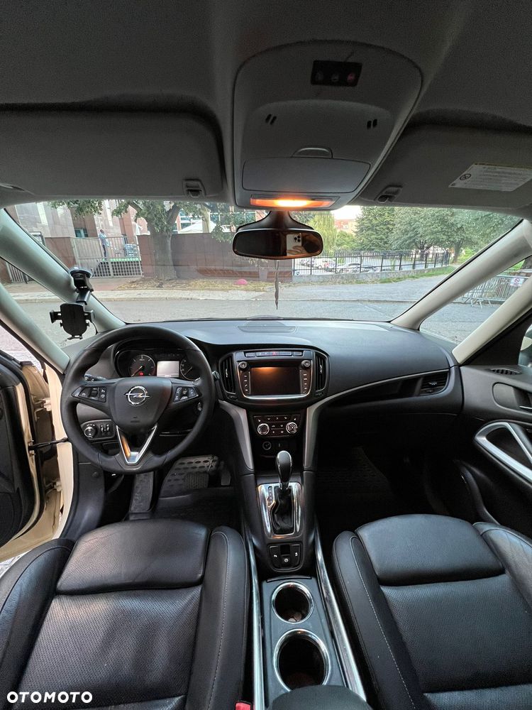 Opel Zafira 2.0 D (CDTI) Automatik Business Innovation - 11