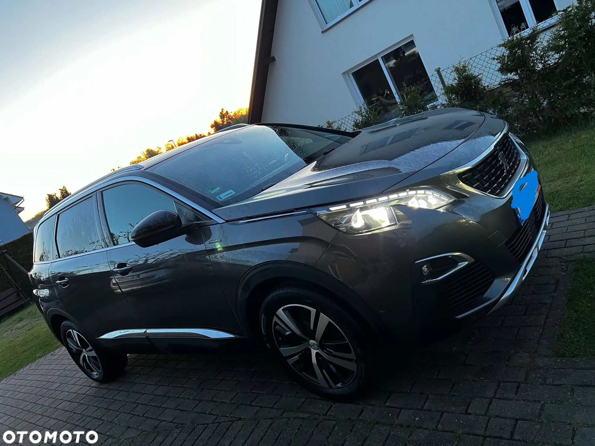 Peugeot 5008 1.6 PureTech GT Line S&S EAT8 - 1