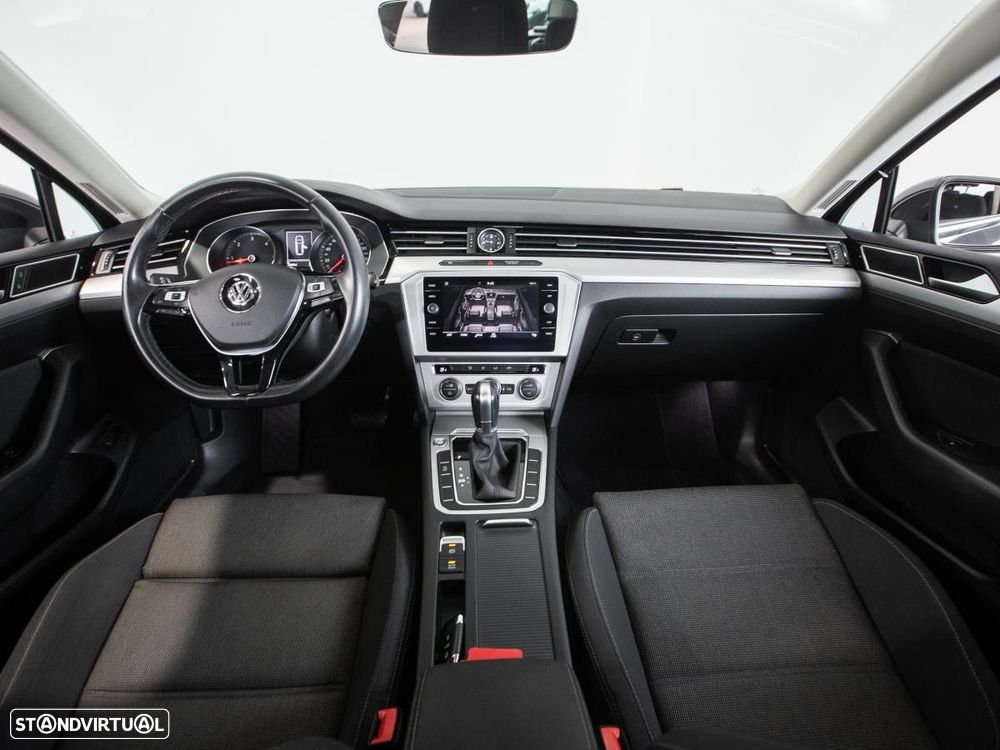 VW Passat Variant 2.0 TDi Business Package DSG - 6