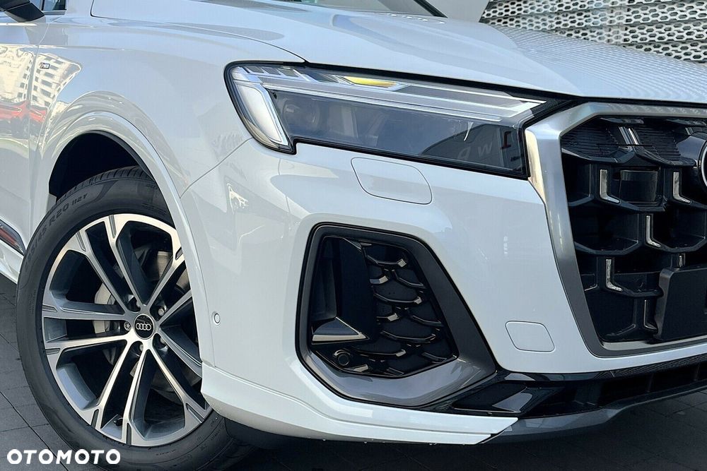 Audi Q7 - 8