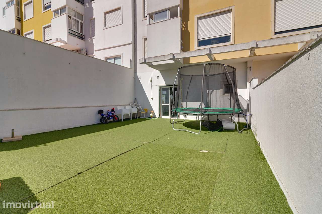 Espaço comercial  para venda em Vila Franca de Xira - Grande imagem: 2/12