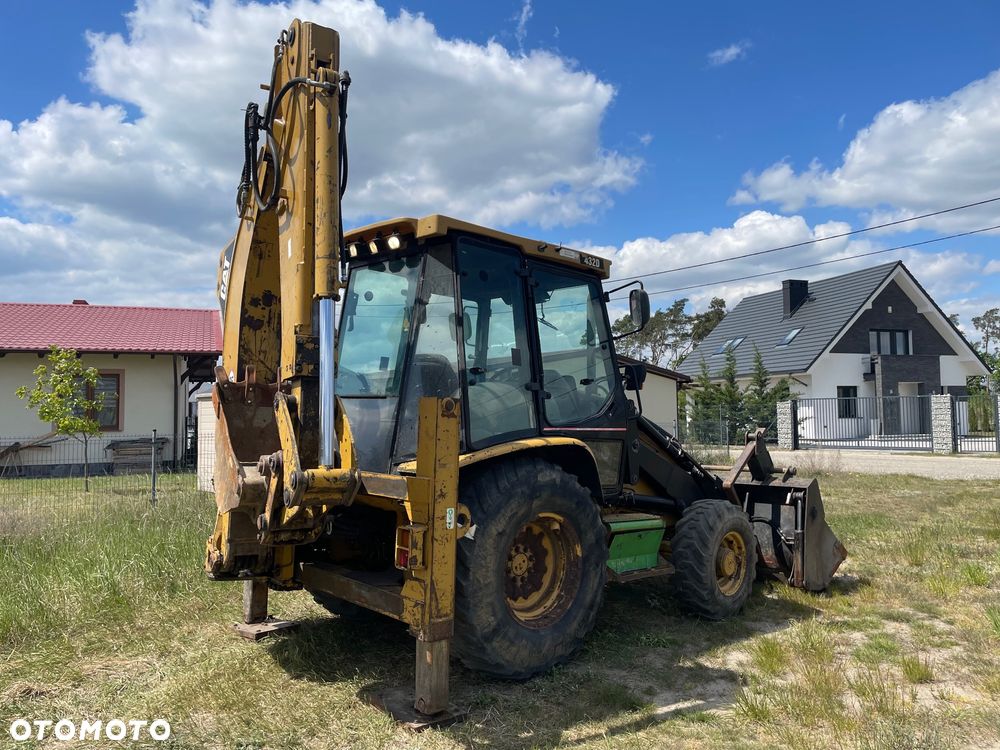 Caterpillar 432D - 5