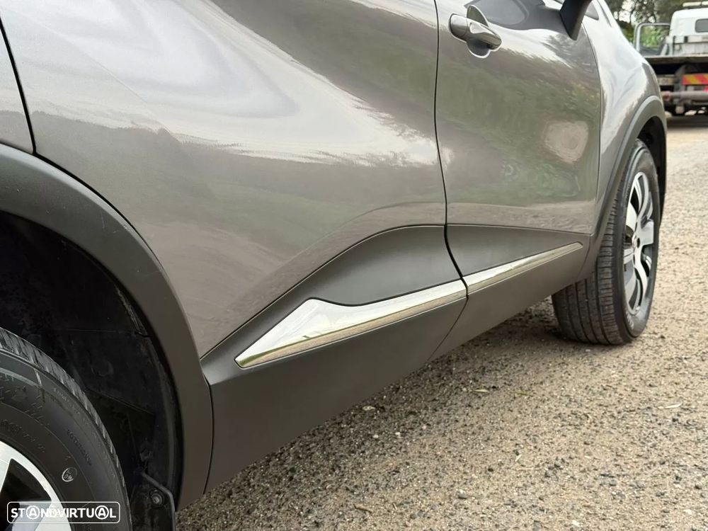 Renault Captur 1.5 dCi EDC - 21