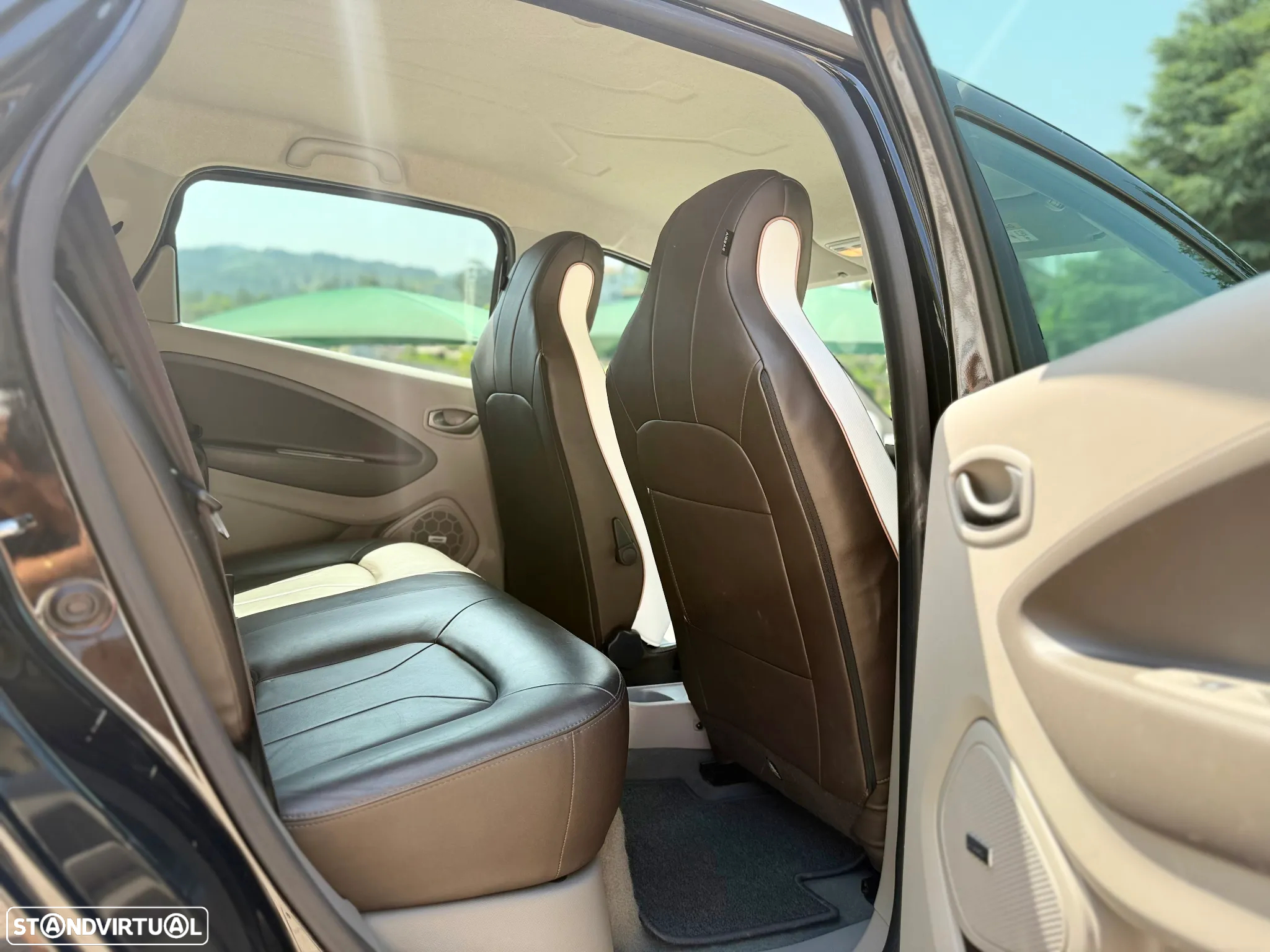 Renault Zoe - 15