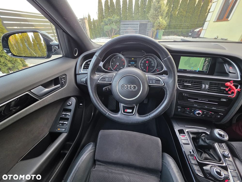 Audi A4 Avant 2.0 TDI - 17