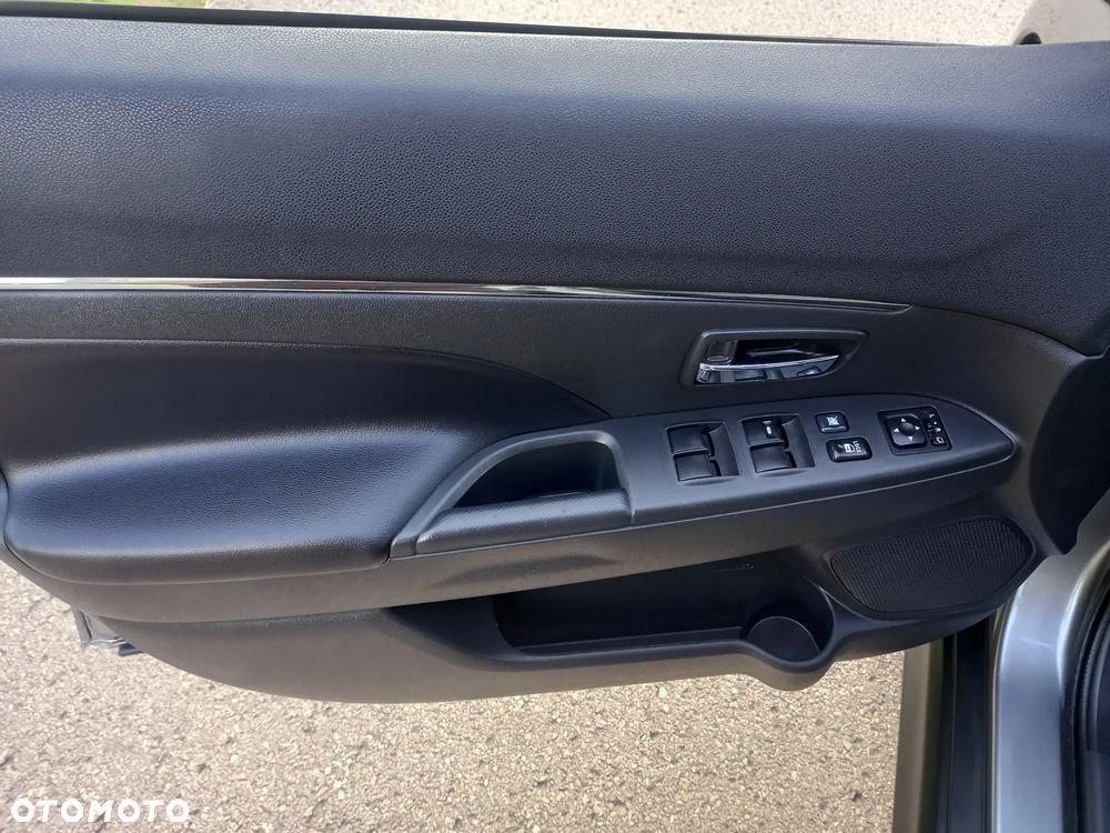 Mitsubishi ASX 1.8 DID Instyle NAVI AS&G - 24
