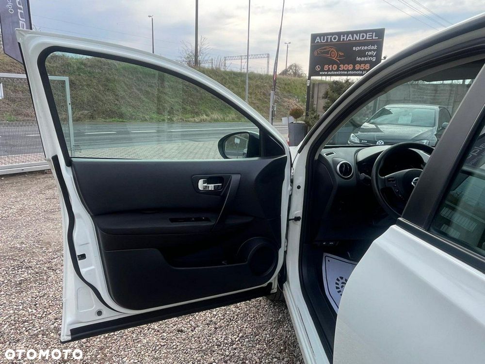 Nissan Qashqai 1.6 visia - 21