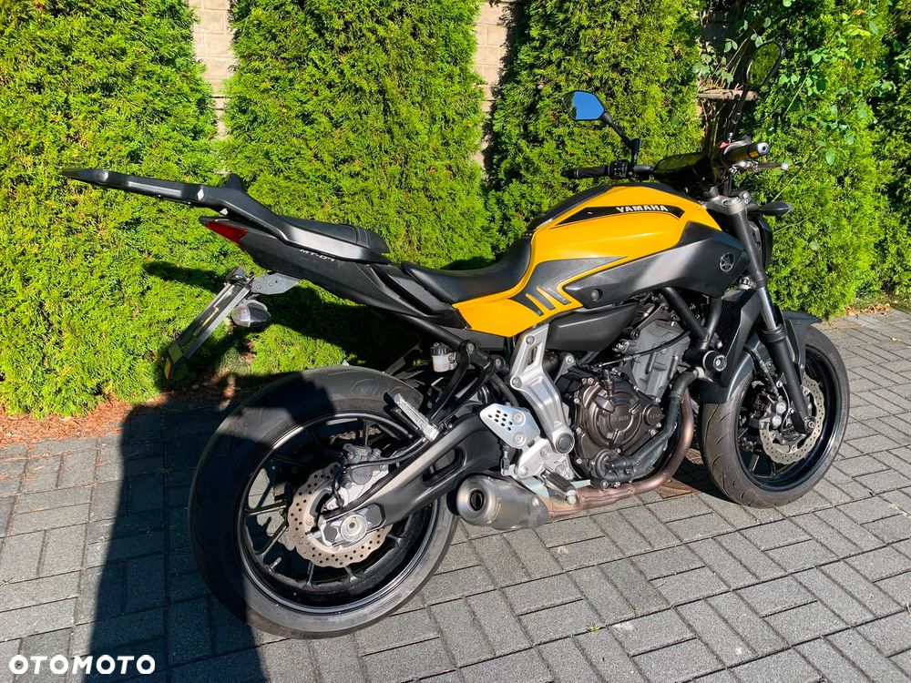 Yamaha MT - 5