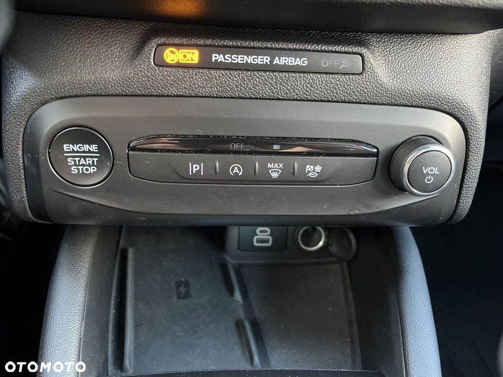 Ford Focus - 25