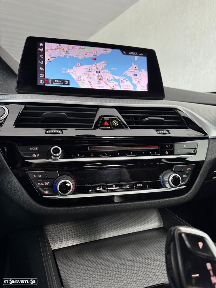 BMW 530 e iPerformance Pack M - 26