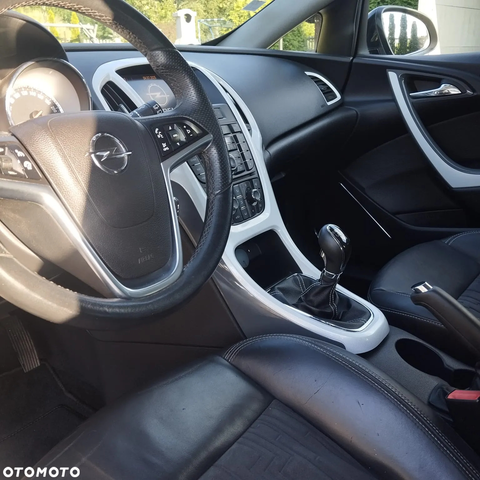 Opel Astra GTC 1.4 Turbo - 13