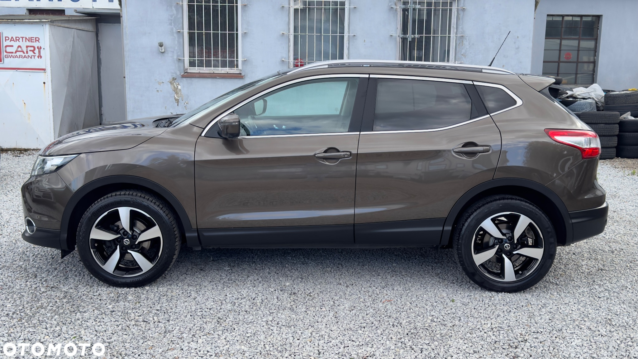 Nissan Qashqai 1.5 dCi TEKNA+ - 17