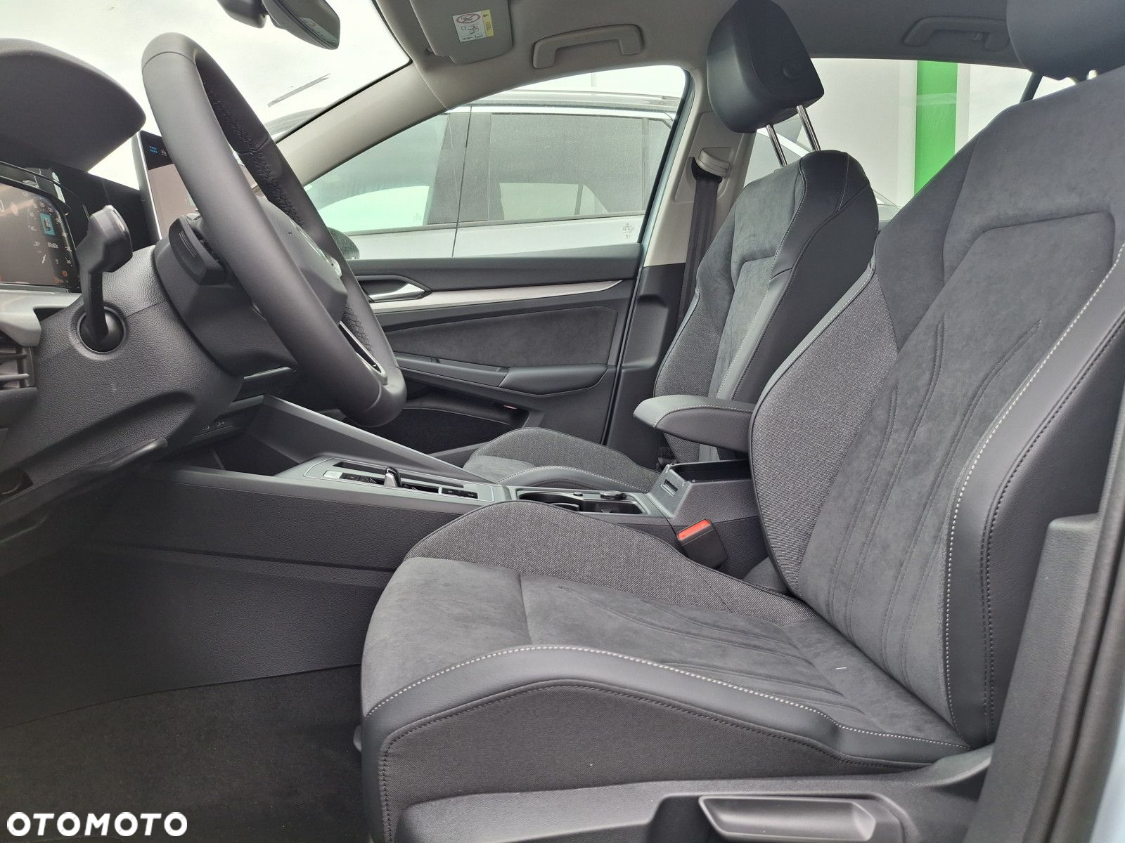 Volkswagen Golf - 9