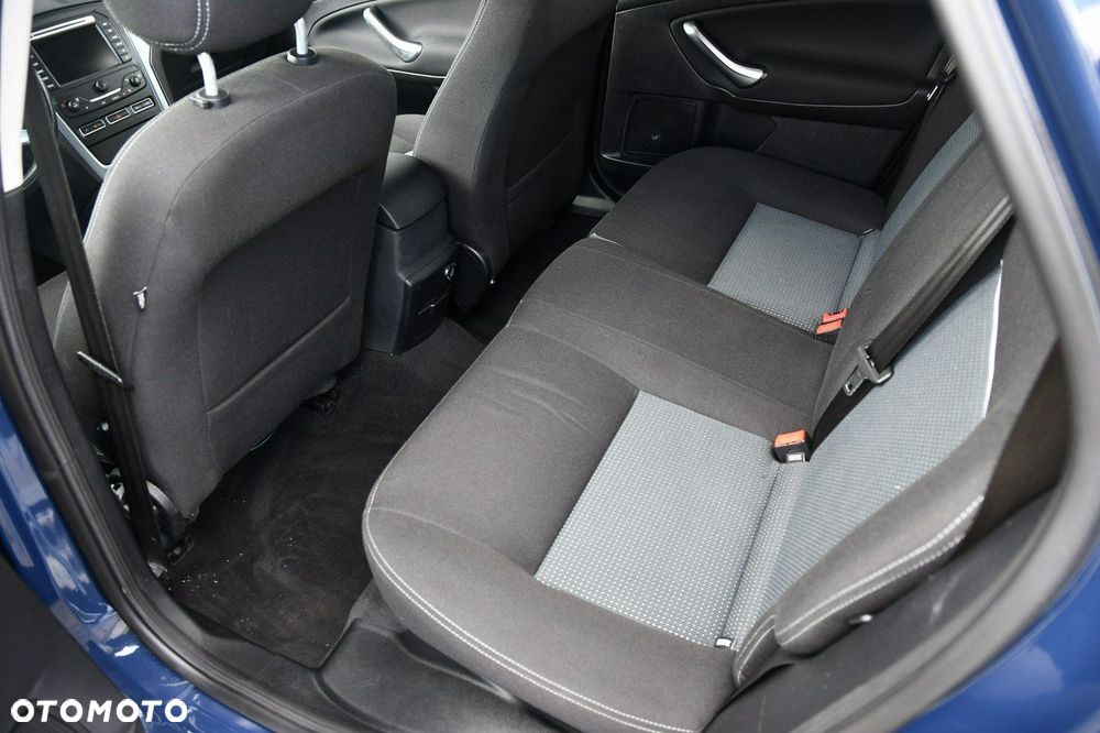 Ford Mondeo - 14