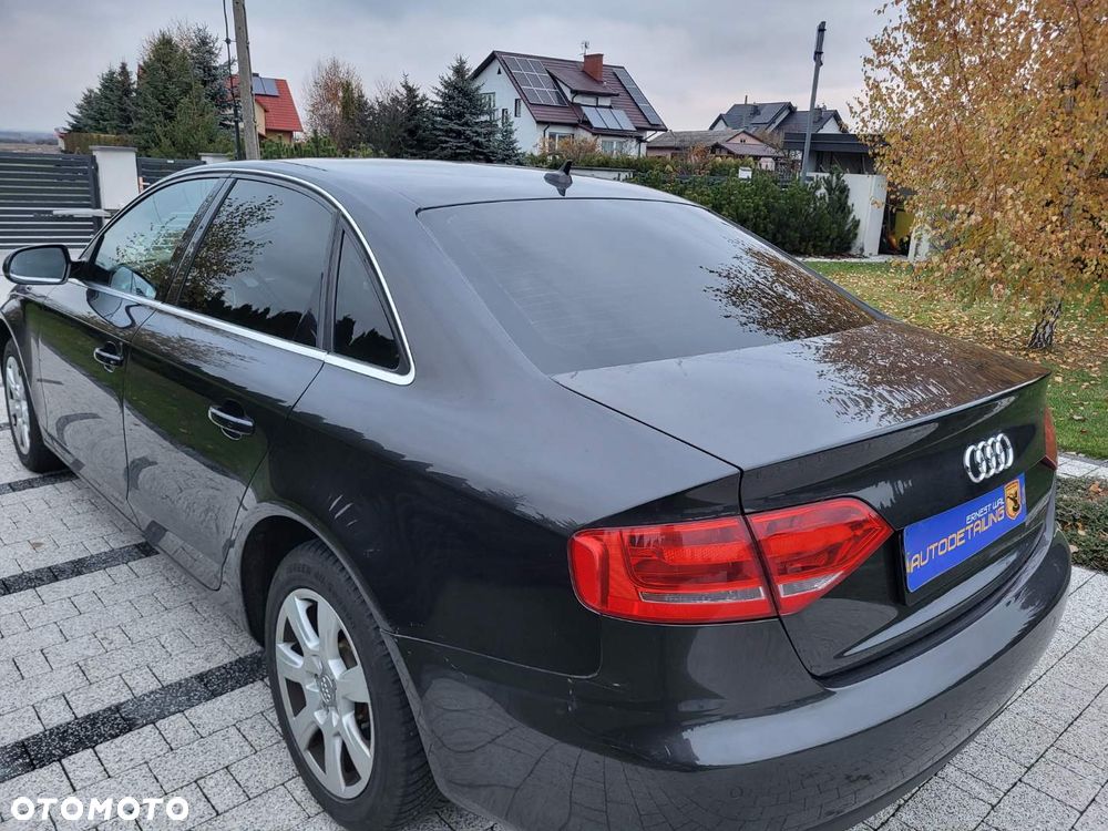 Audi A4 - 4