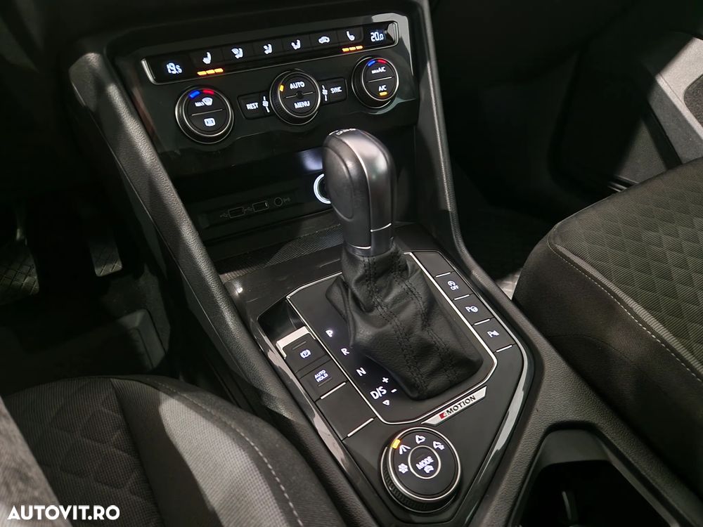 Volkswagen Tiguan 2.0 TDI 4Mot DSG Comfortline - 24