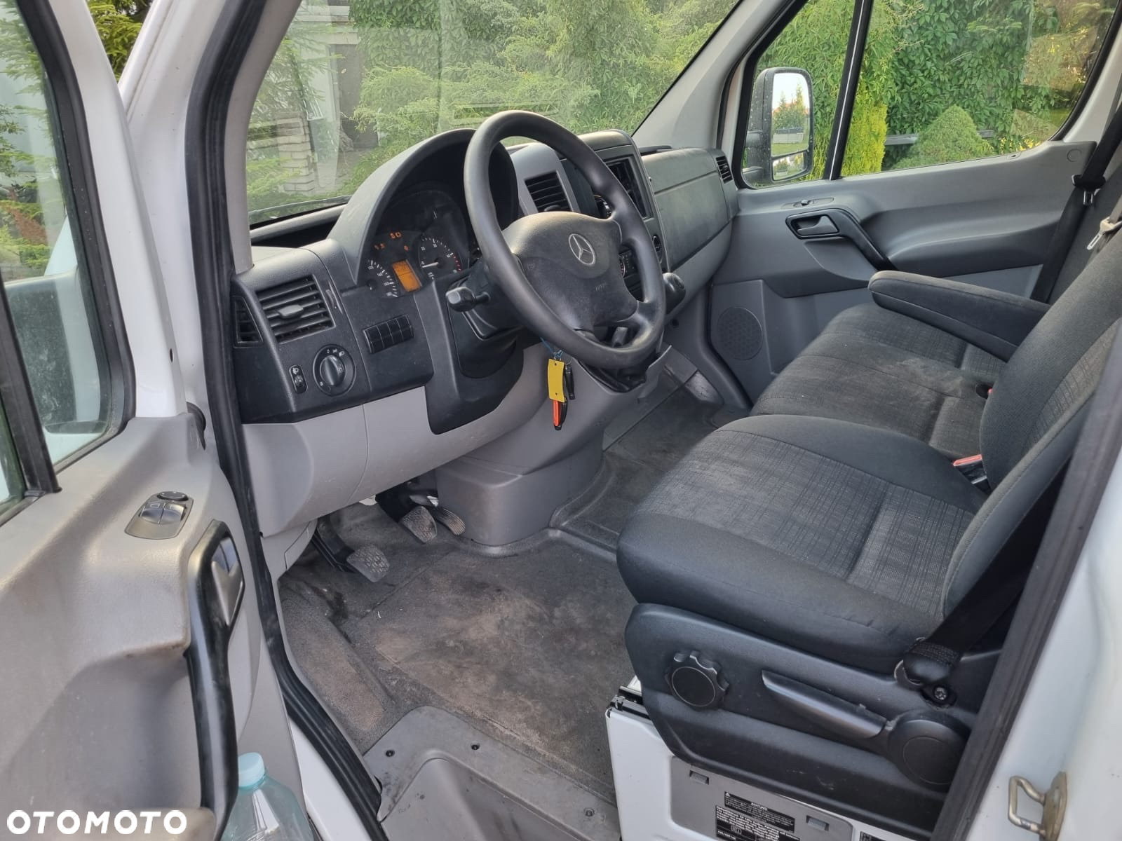 Mercedes-Benz SPRINTER - 15