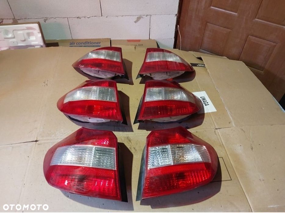 Bmw e 87 tylna lampa tył prawa lewa prawy lewy seria 1
