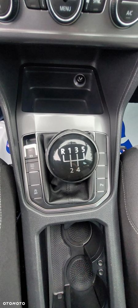 Volkswagen Golf Sportsvan - 29