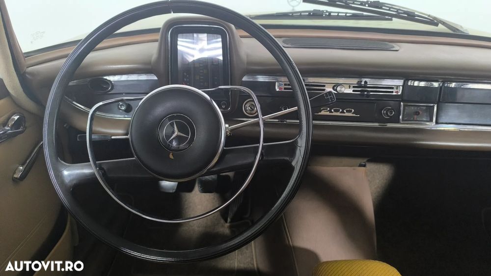 Mercedes-Benz A 200 - 21
