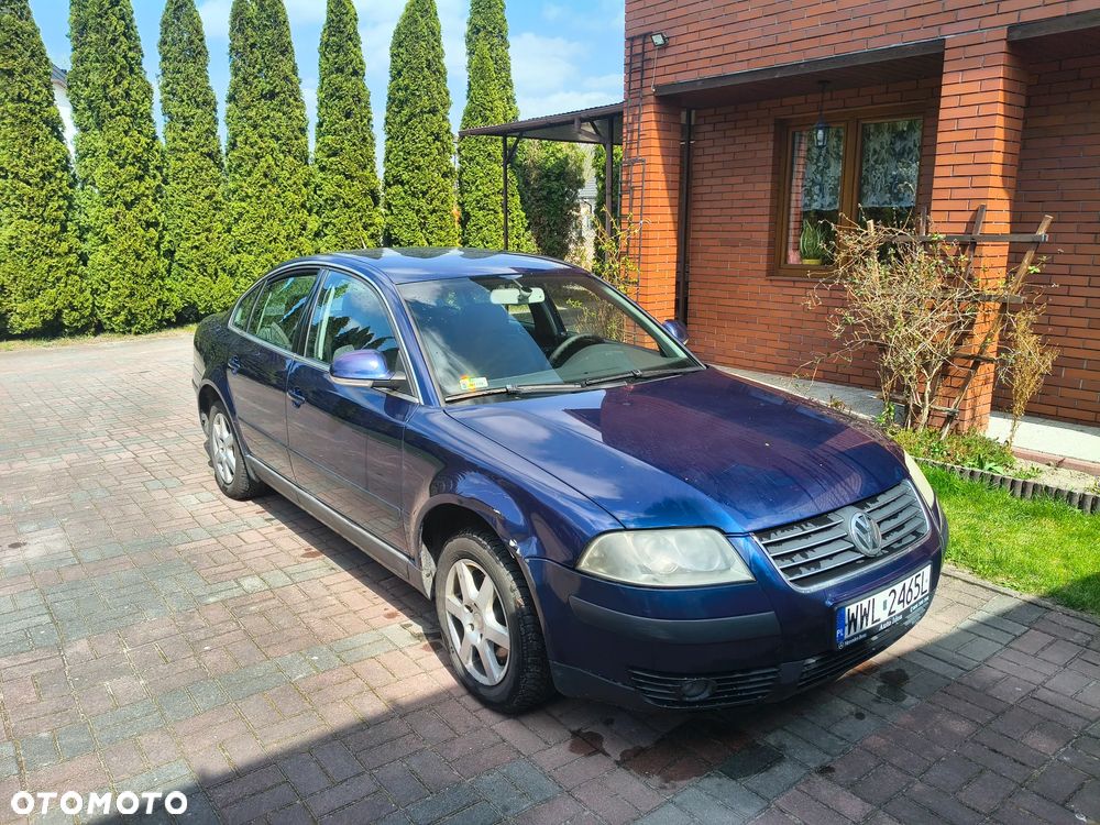 Volkswagen Passat 2.0 Basis - 2