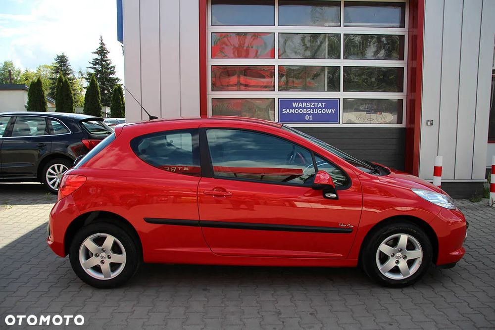 Peugeot 207 1.4 16V Trendy - 6