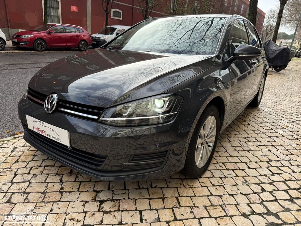 VW Golf 1.6 TDi BlueMotion Confortline - 8