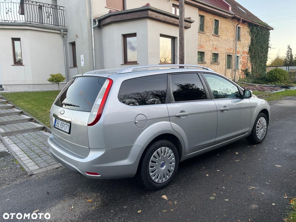 Ford Focus 1.8 Silver Magic - 4