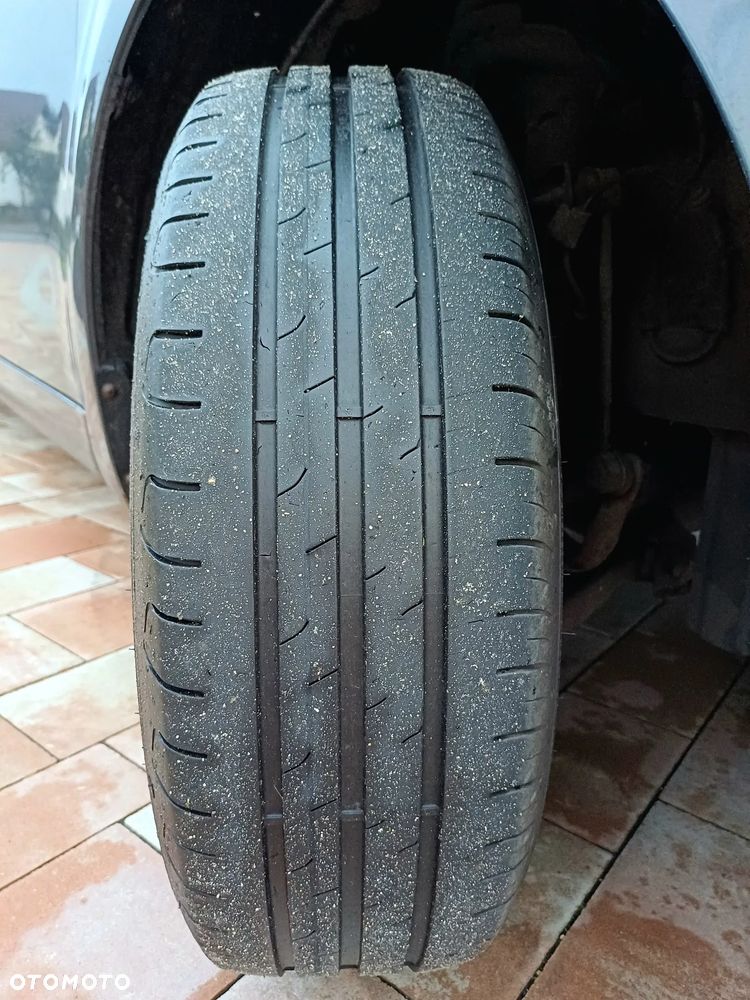 Hyundai ix20 1.4 blue - 32