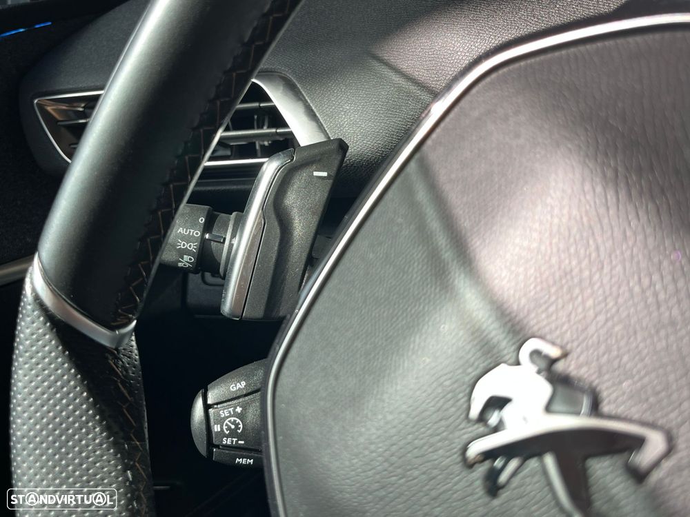 Peugeot 3008 1.5 BlueHDi GT EAT8 - 21