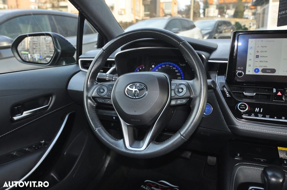 Toyota Corolla 1.8 Hybrid Touring Sports Business Edition - 11