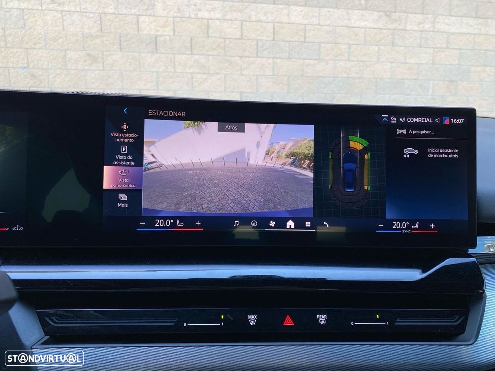 BMW 520 d Pack Desportivo M Pro - 9
