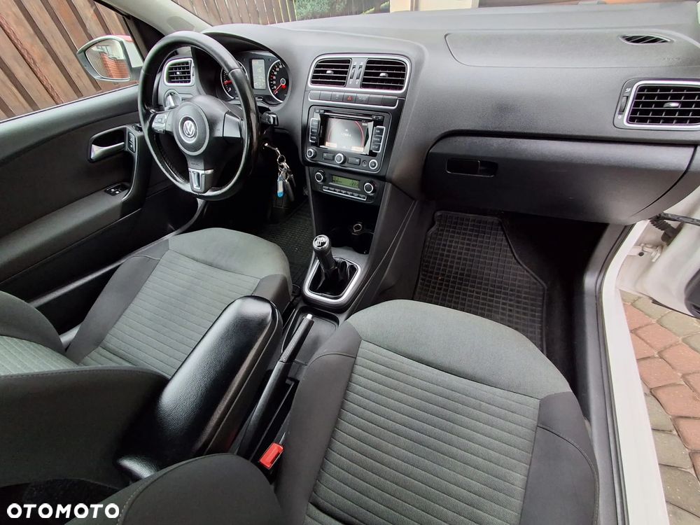 Volkswagen Polo - 21