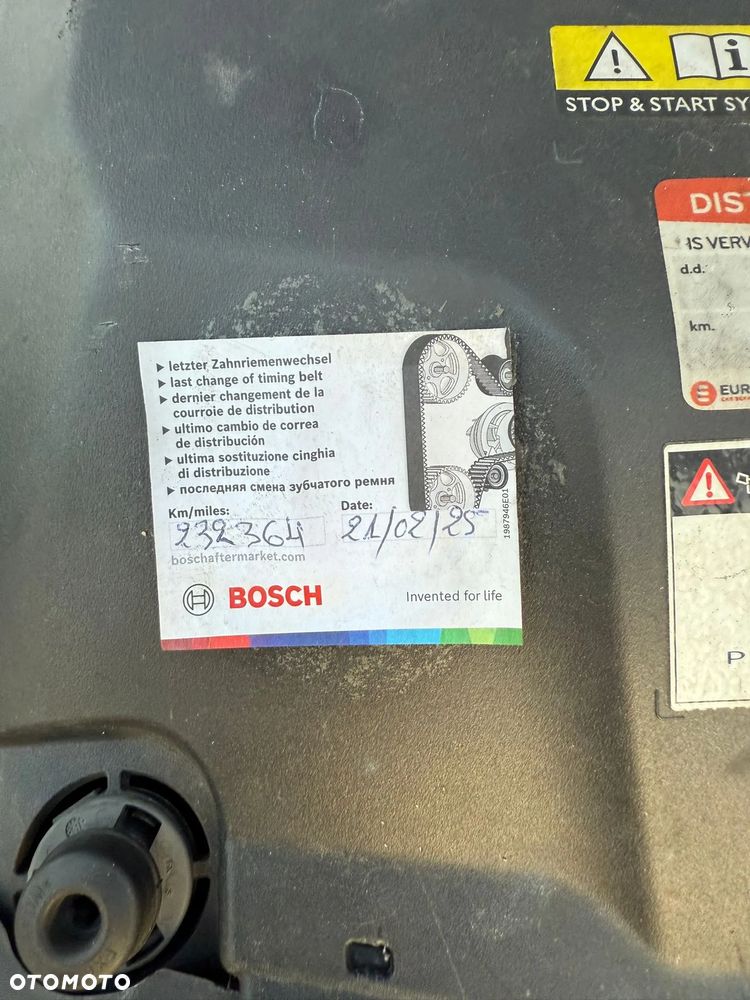 Peugeot 308 SW BlueHDi 150 EAT6 Stop & Start Allure - 19